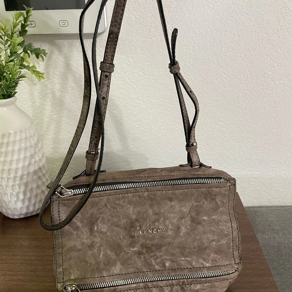 Givenchy mini pandora Taupe Leather Shoulder Bag - Picture 5 of 8
